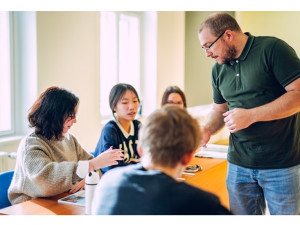 Řada deváťáků stále neví, zda v září nastoupí do školy. Rozhodnout může 4. kolo přijímacích zkoušek