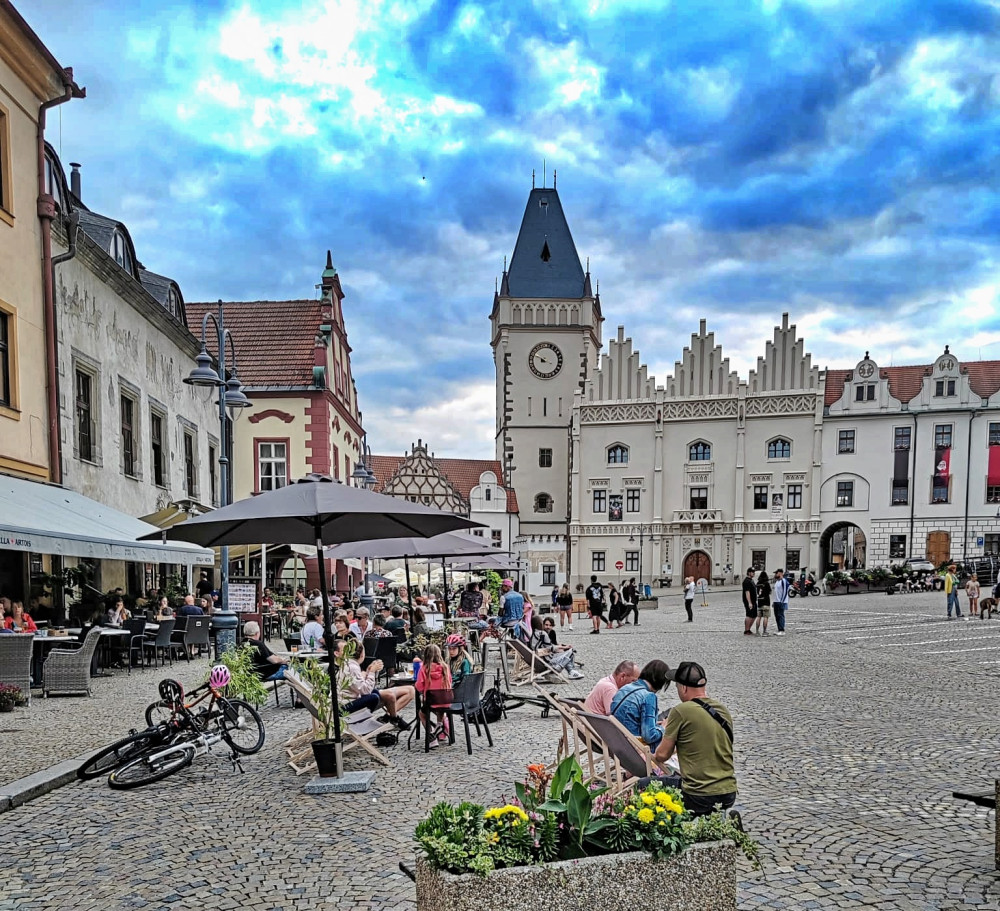 V Táboře uzavřeli část Žižkova náměstí, nyní chtějí znát názory občanů