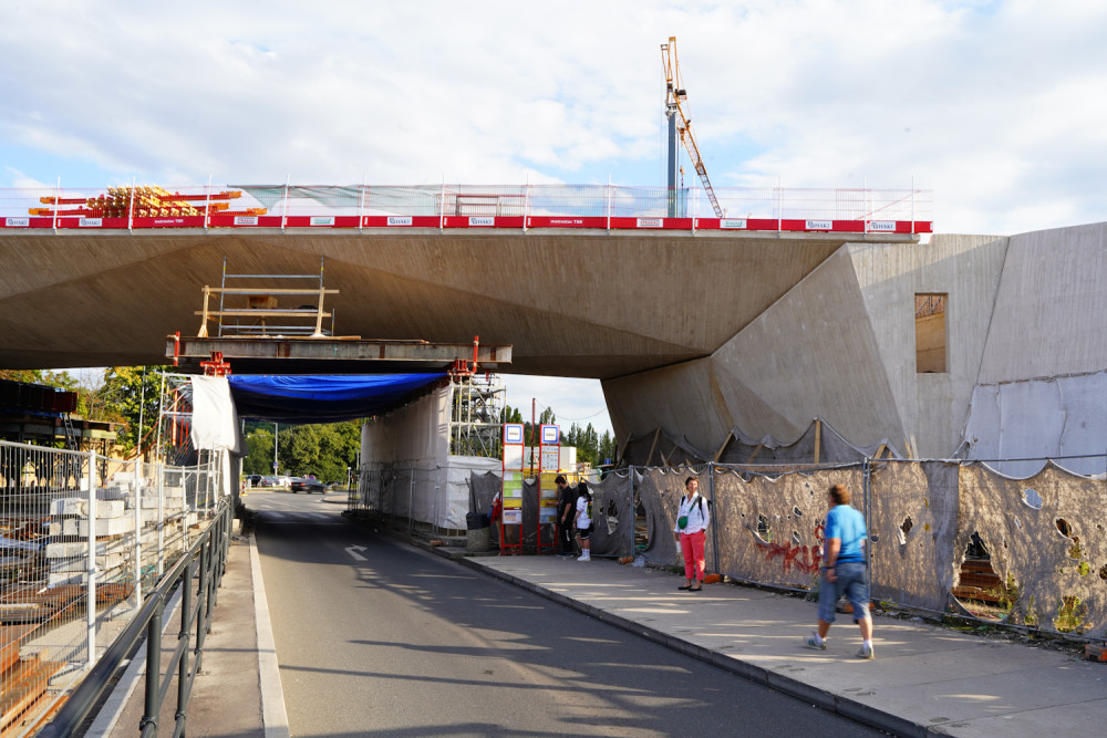 FOTOGALERIE: Praha rozkopaná. Podívejte se, jak postupují práce na Václaváku nebo u Lihovaru