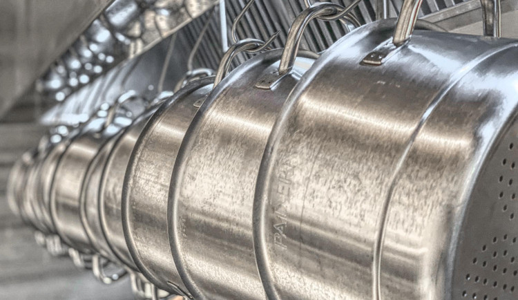 Nerezová ocel ve stavebnictví – proč je tak důležitá?