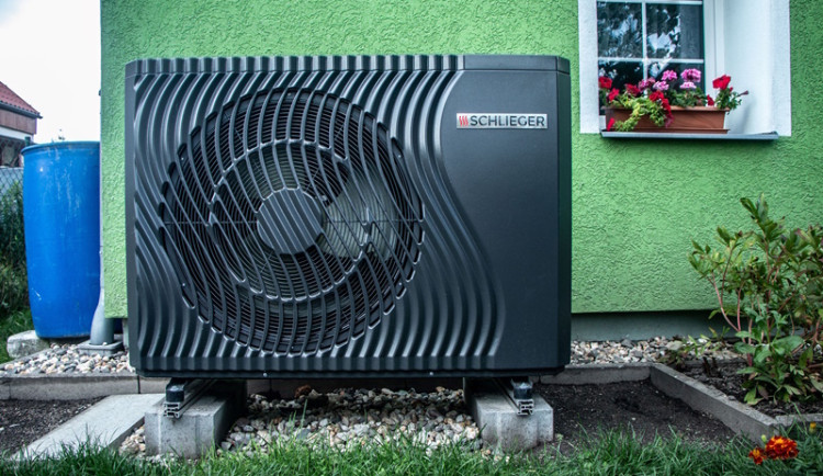 Péče o tepelná čerpadla – proč je důležitý servis a kdy se vás týkají zákonné revize?