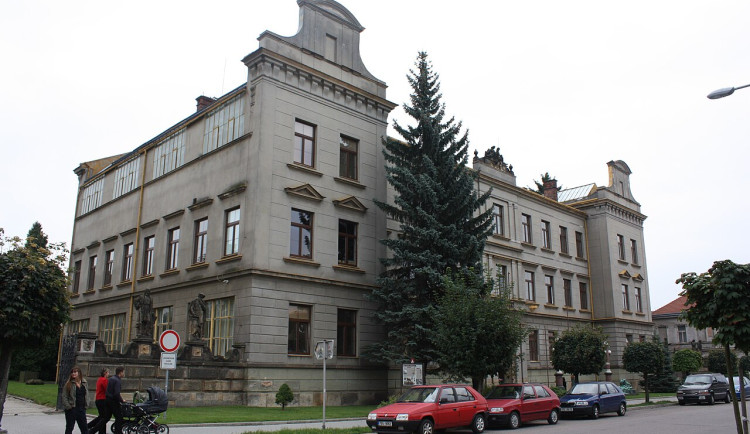 Hořická sochařská škola slaví 140 let. Jde o jednu z nejstarších uměleckých škol