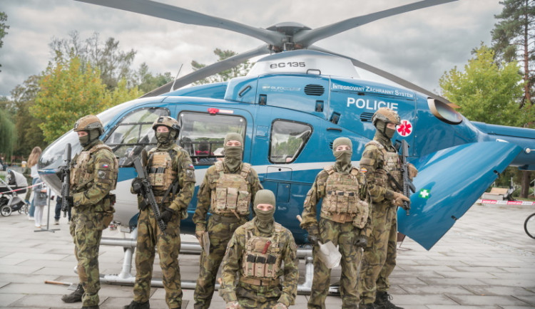 Tradiční festival Den hrdinů letos poprvé v Praze představí humanitární základnu Na Výstavišti!