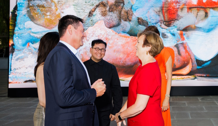 Rodinná nadace manželů Komárkových se stala sponzorem výstavy Dvořák Dreams v Kennedyho centru