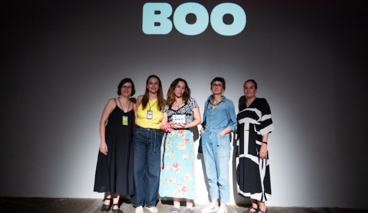 Filmový festival ELBE DOCK zná své vítězky: krátkometrážní kategorie ovládly režisérky