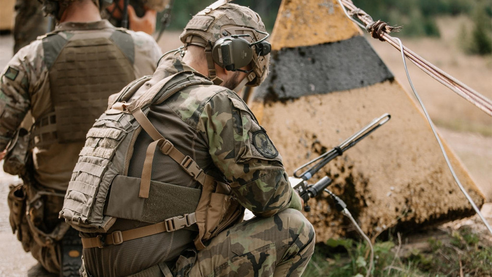 Virtuální vstupenka do armády. Co vše nabízí web Doarmady.cz?