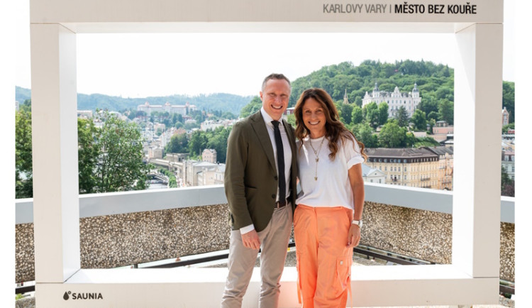 Foto point jako „okno do Karlových Varů“