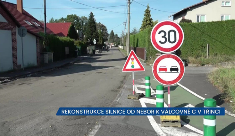 V Třinci probíhá rekonstrukce silnice od Nebor k Válcovně C, úsekem se projíždí kyvadlově