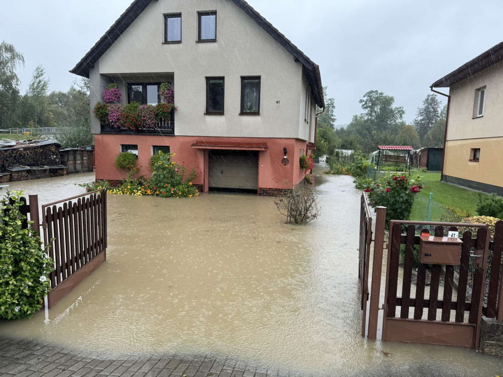 Aktuální informace: Nádrž Římov spustila nová protipovodňová opatření a Benešov nad Černou se evakuuje