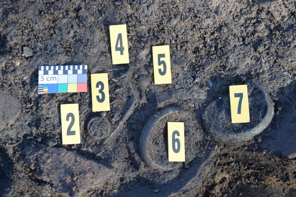 Archeologové našli u Uničova sídliště zemědělců z doby kamenné. Postavili ho na kopečku nad řekou Oskavou