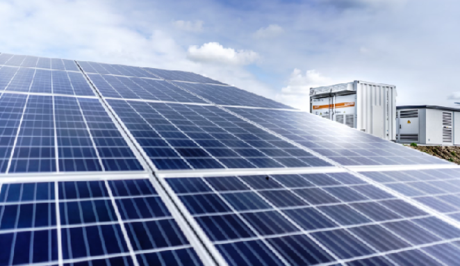 K obcím přitečou miliardy na podporu fotovoltaiky