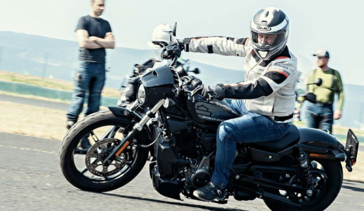 Alarmující čísla nehod motorkářů: 265 těžce zraněných, 66 usmrcených a rizikových 35 až 44 let