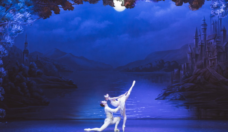 Labutí jezero poprvé v ČR v podání Royal London Ballet s mezinárodními sólisty! Již v listopadu v Praze, Brně a v Ostravě.