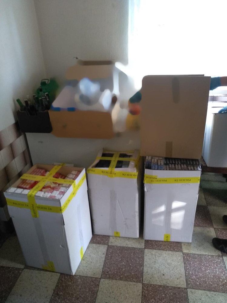 Přes pět milionů cigaret bez platné tabákové nálepky. Kriminalisté objasnili rozsáhlý případ