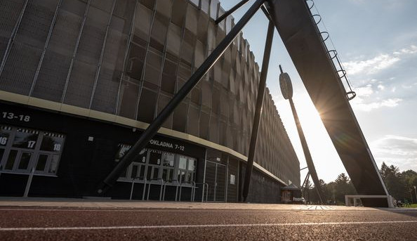 O fotbalový klub má zájem několik akcionářů. Většinou jde o zahraniční jména