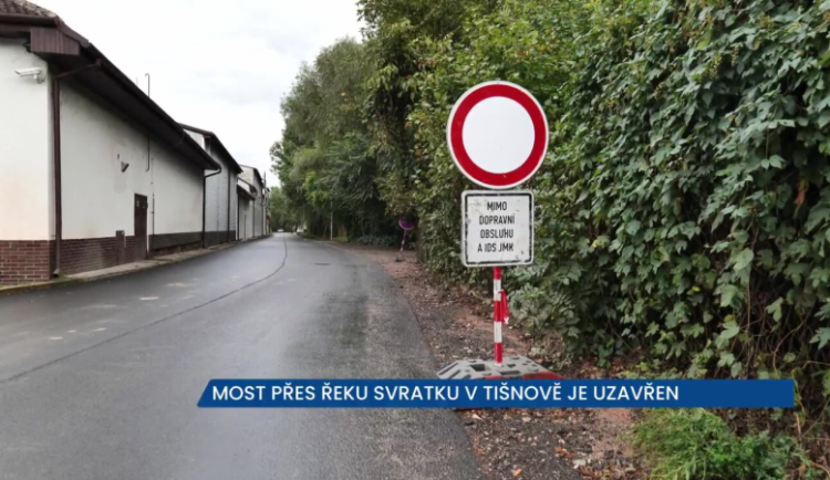 Most přes řeku Svratku v Tišnově je v rekonstrukci, uzavírka bude trvat do prosince
