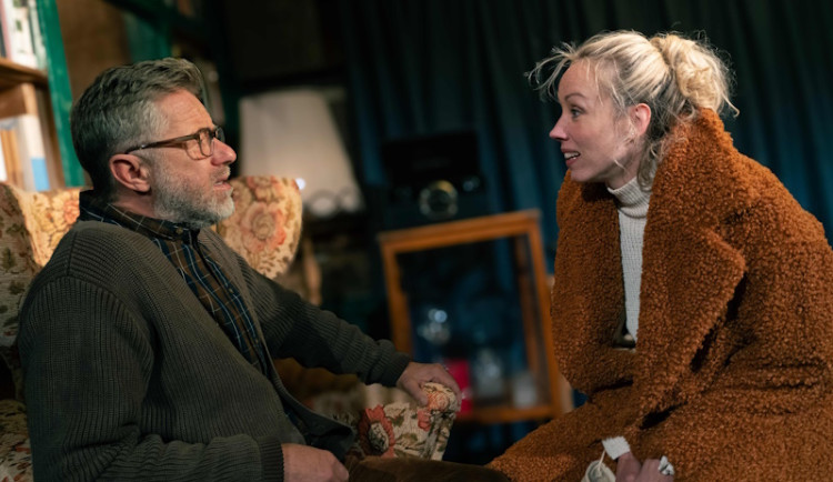 Herecký koncert v podání Jiřího Langmajera a Petry Hřebíčkové na prknech Komorního divadla Kalich