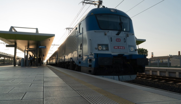 České dráhy si půjčí 7,61 miliardy korun od EIB. Na modernizaci vlaků