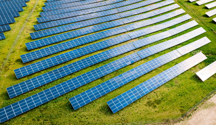 Návrh novely LEX OZE III je v rozporu s platnou legislativou a obsahuje faktické nedostatky, varuje Solární asociace