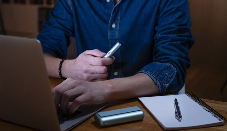 Philip Morris uvádí na trh v Česku své nejnovější zařízení IQOS ILUMA i