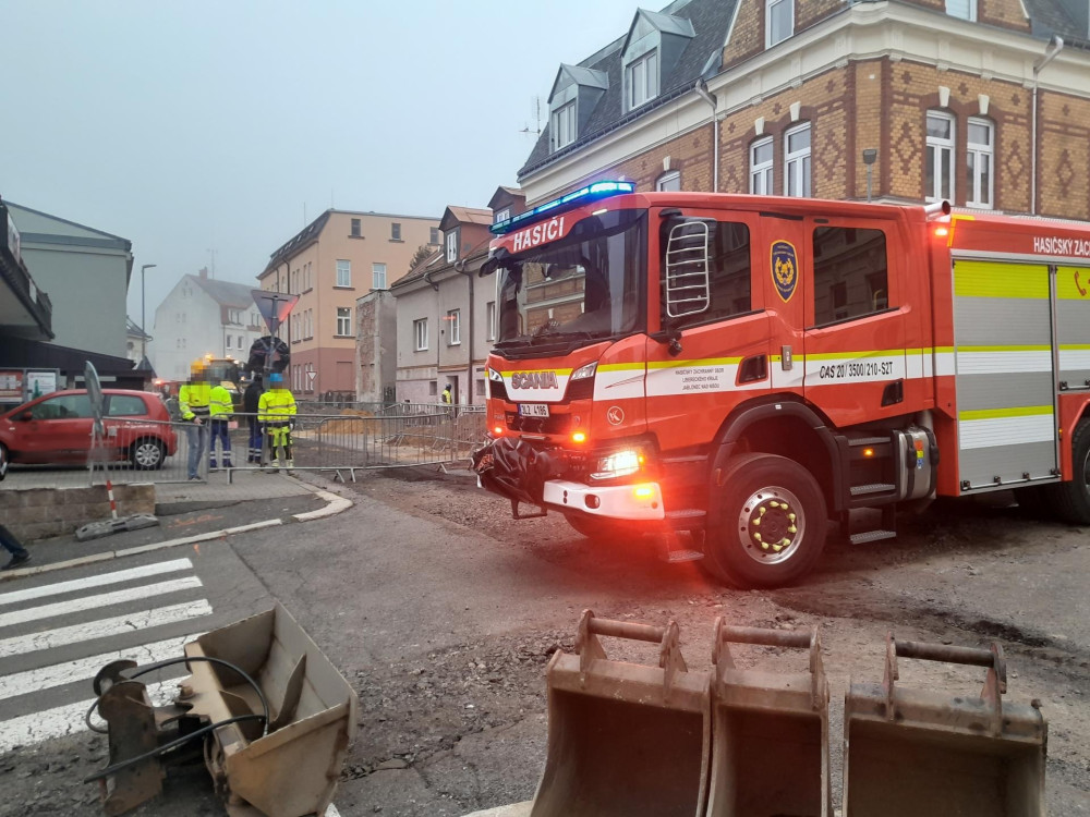 Kvůli poškozenému plynovodu museli v Jablonci nad Nisou evakuovat 34 lidí