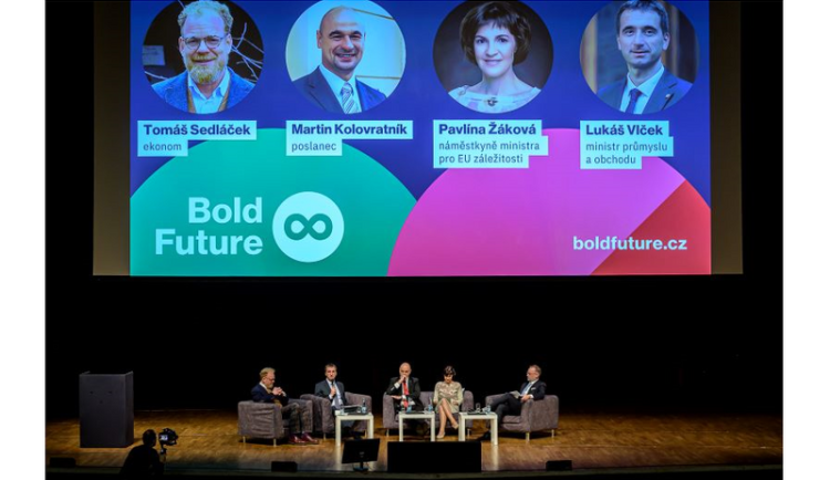 Zelená transformace se nezastaví. Povede k větší efektivitě a firmy s ní už počítají, shodli se účastníci konference Bold Future