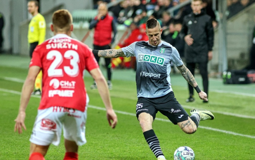 Fotbalisté Pardubic pod Střihavkou poprvé nebodovali, v Karviné prohráli