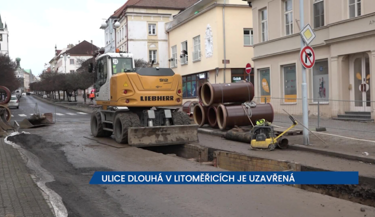 Ulice Dlouhá v Litoměřicích je ve spodní části uzavřena