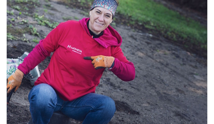Dobrovolnictví v Monetě: 3761 hodin dobrovolnické činnosti a více než dva miliony korun pro dobrou věc