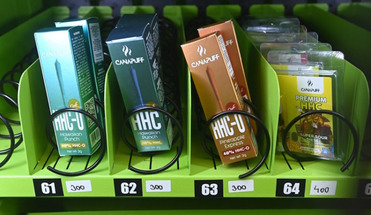 Živě: Kulatý stůl k problematice dostupnosti HHC