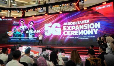 Telkomsel rozšiřuje síť 5G v oblasti Velké Jakarty o autonomní síť Hyper AI, která spojuje duše ve vánočních a novoročních chvílích