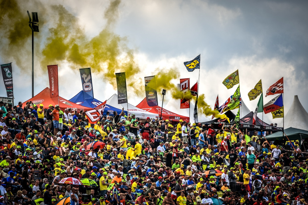 Lístky na MotoGP v Brně jdou do prodeje. Organizátoři zveřejnili ceny