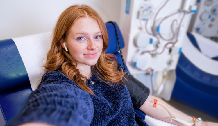 Pomoc druhým – ta mladé Čechy motivuje k darování krve a krevní plazmy nejvíce, ukazuje průzkum