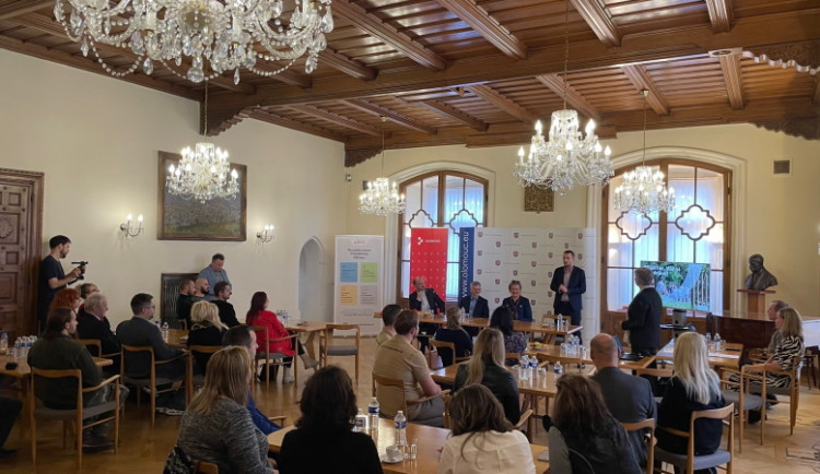 NF Veolia podpořil malé podnikatele na Olomoucku částkou 1 milion korun