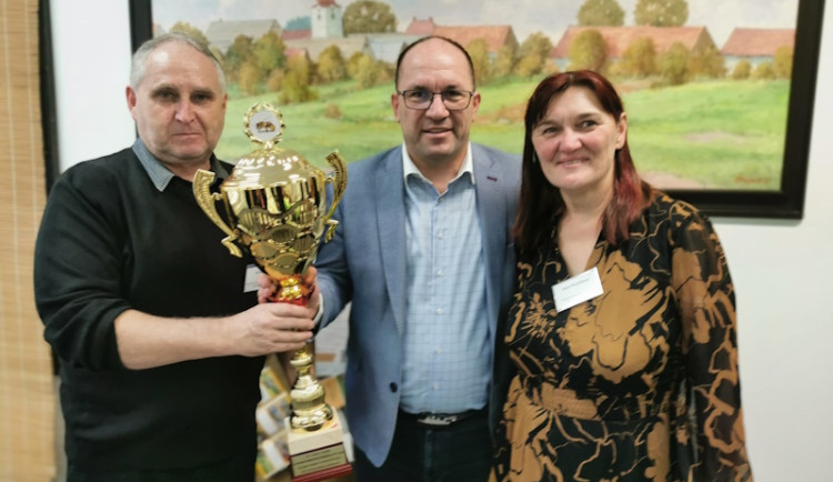 O pohár ministra zemědělství – soutěž včelařských kroužků