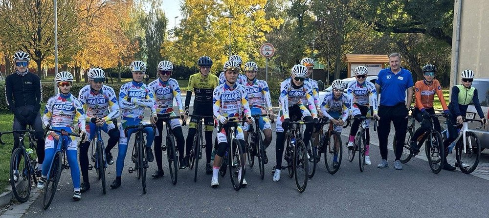 Kilometry pro novou sezonu začali najíždět mladí cyklisté MMK už na podzim.