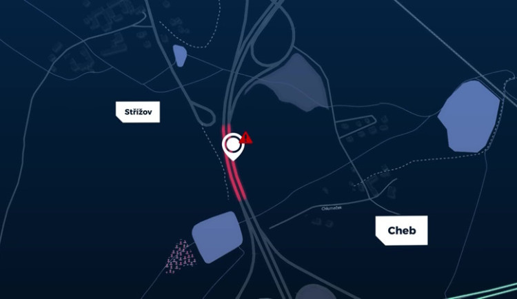 Sjezd z D6 na Františkovy Lázně u obce Střížov - proč zde řidiči tak často bourají? Ptáme se odborníka