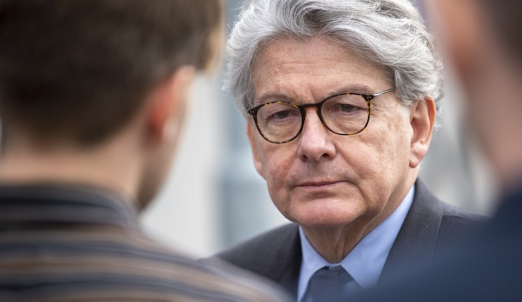 Komise schválila novou roli pro Muskovu soka z EU