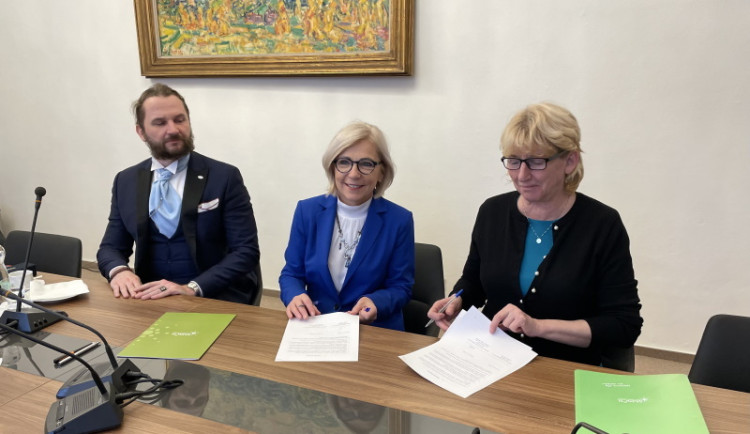 Logický krok ve prospěch venkova. SMS ČR a NS MAS ČR budou spolupracovat v energetice, ochraně přírody a dalších oblastech