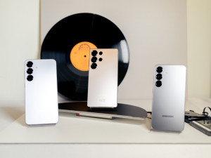 Telefony, s kterými si dobře porozumíte. Galaxy S25 jsou na světě!