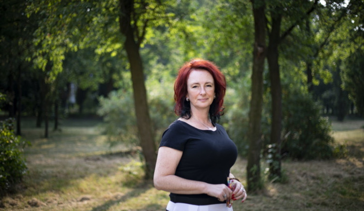 Soňa Petrášková z Linky bezpečí: přispívat na nezisk není samozřejmost, je to otázka priorit jednotlivce či firmy