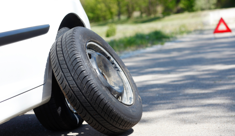 Co se stane, když se vaše dodávka porouchá? Pronájem dodávky jako záchranná síť