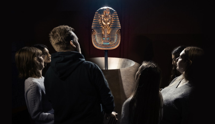 Tutanchamon fascinuje i tisíce let po smrti: Jeho hrobku a poklady objevilo v Praze už přes 50.000 návštěvníků!