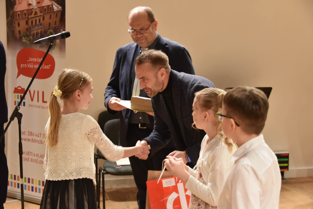 Nejtalentovanější jihočeští studenti si převzali ocenění, soutěžili v sedmi kategoriích