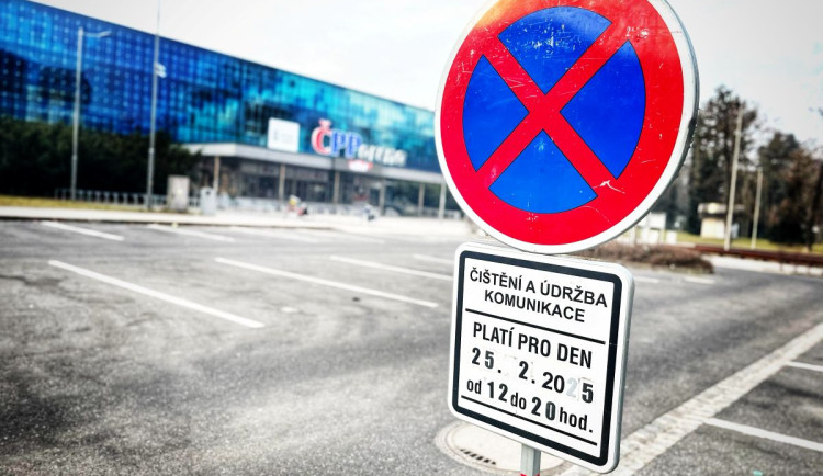 V Hradci Králové v březnu začne čištění ulic, odtah auta může vyjít na tisíce korun