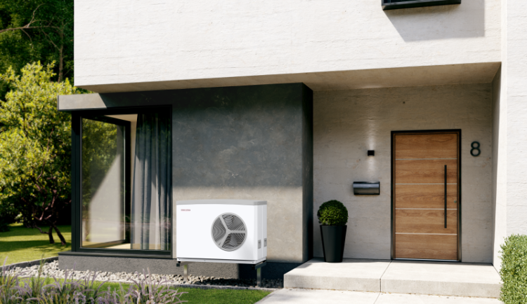 Vyměnit zdroj tepla letos plánuje 16 % Čechů. Více než 40 % z nich se však potýká s nejistotou, zda splní podmínky pro dotaci