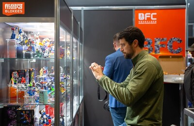 Blokees na newyorském veletrhu hraček 2025: světová premiéra nových figurek inspirovaných Mimoni