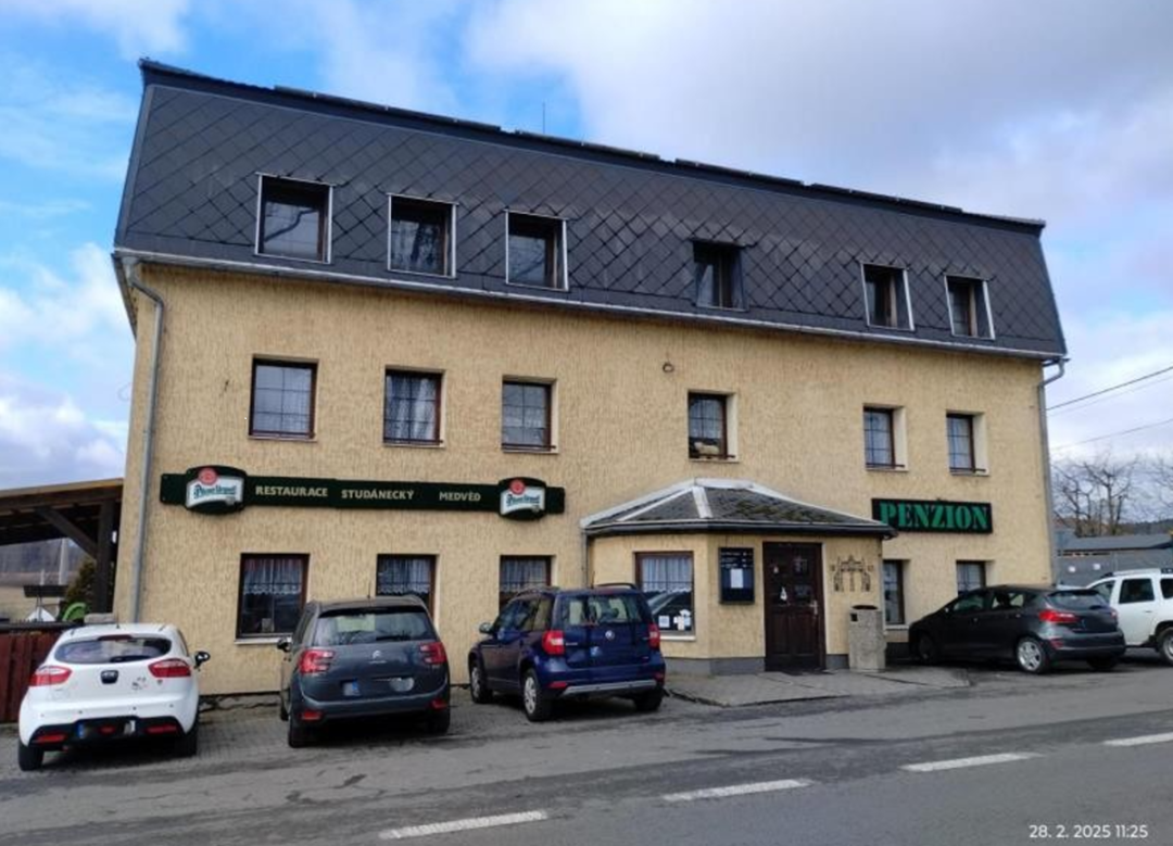 Inspektoři zavřeli kvůli špíně a dalším prohřeškům Restauraci Studánecký medvěd v Liberci