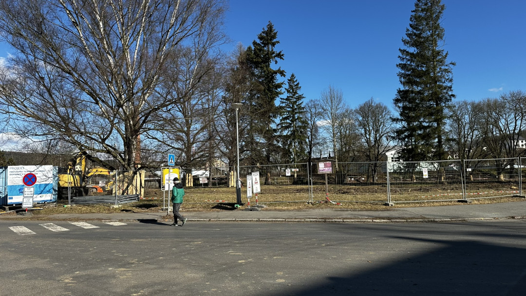 Stavba druhého největšího přestupního terminálu v Plzeňském kraji je v plném proudu. Přijde na 167 milionů