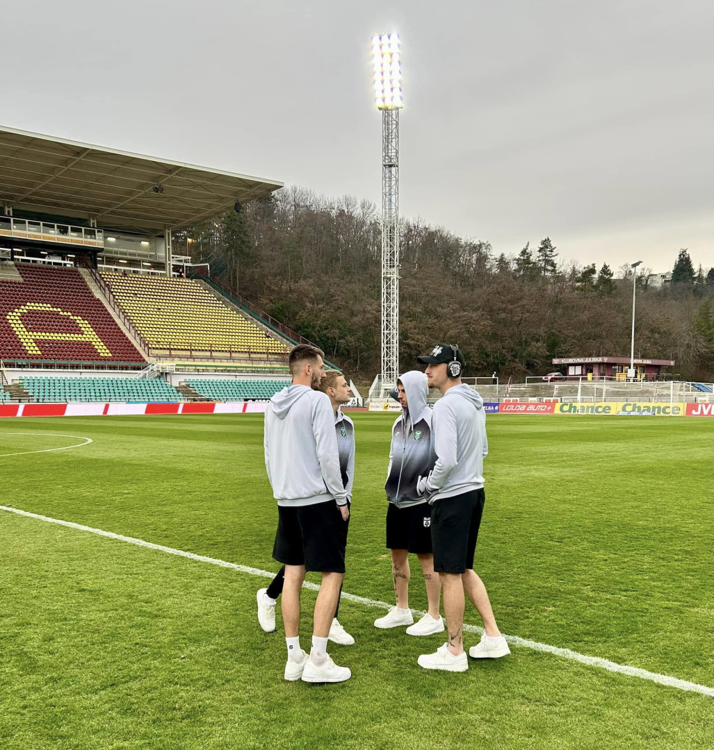 Fotbalisté Dukly byli výhře blízko, dohrávka s Karvinou však skončila bez branek